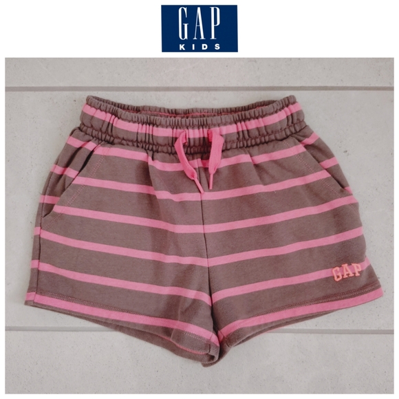 GAP Other - Pink & Taupe Striped Shorts